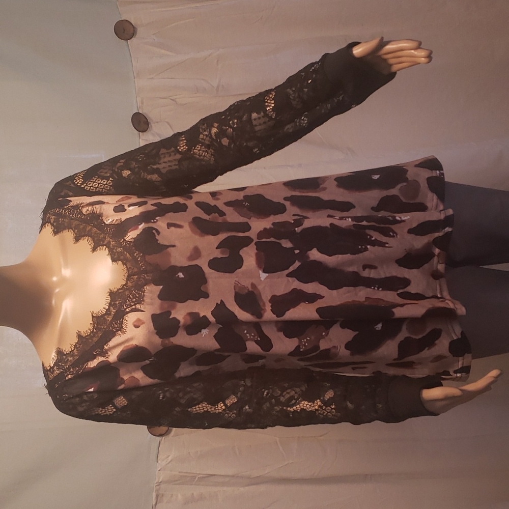 V Neck Leopard Top with Lace Arms